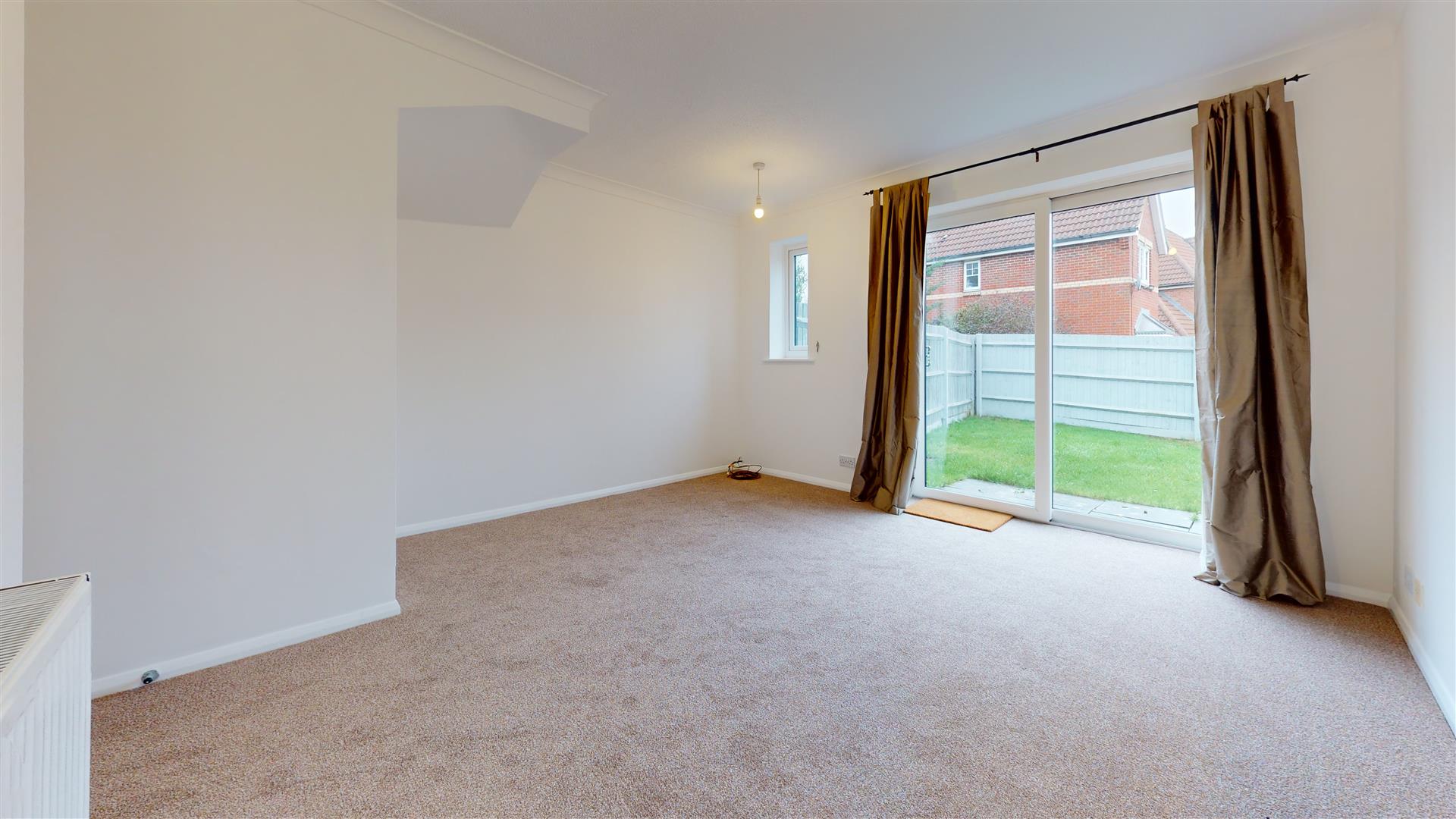 2 bed property in Hartdames, Milton Keynes